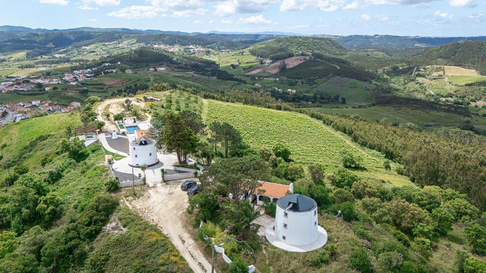 New! Windmill In The Midst Of Nature Villa Mafra Luaran gambar